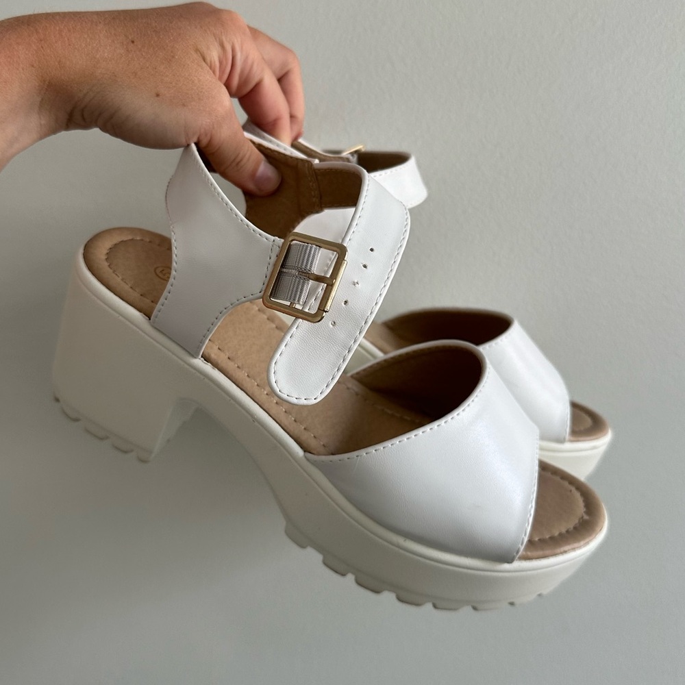 NASTY GAL SANDALS